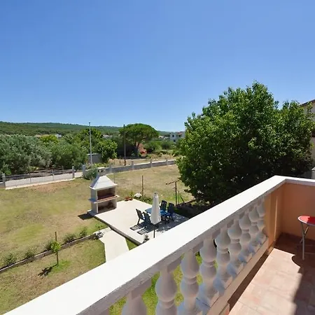 Sreca Near With Bbq Apartment Bibinje